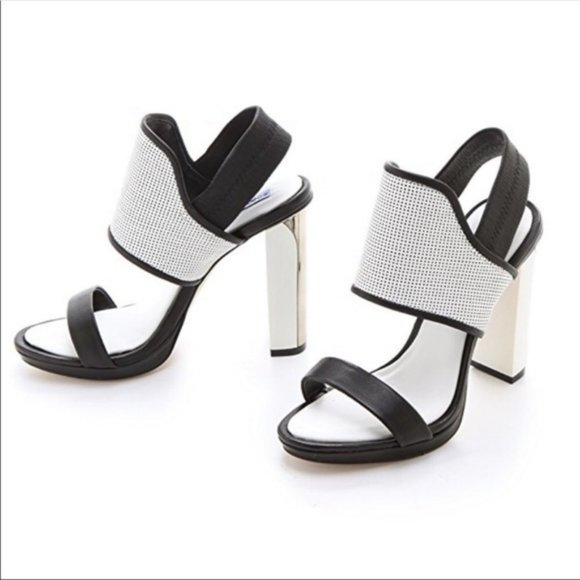 BCBG Max Azria White & Black Chunky Heel Sandal Sz: 9 1/2 - Picture 1 of 8